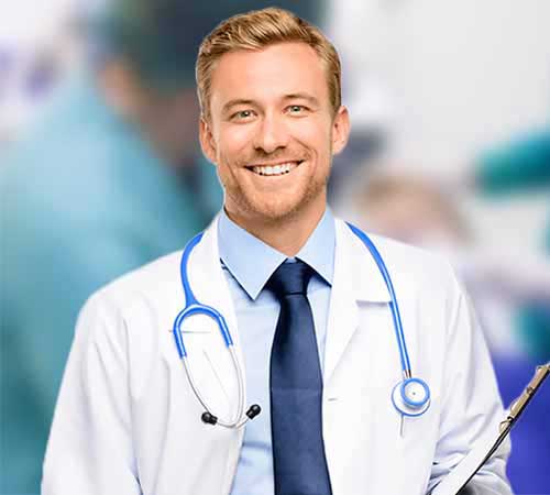 Dentista del equipo Dental PARI